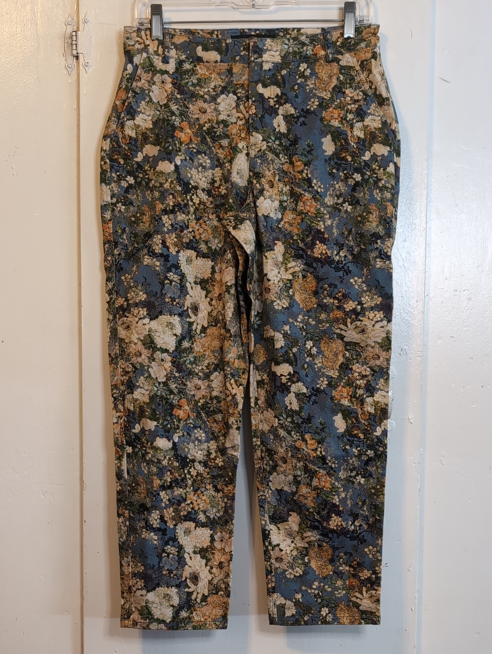 Peruvian Connection Nikki Floral Cropped pants womens 6x24